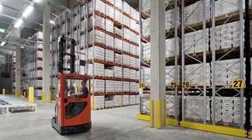 Thinking of buying pallet racking? 10 things to consider before investing